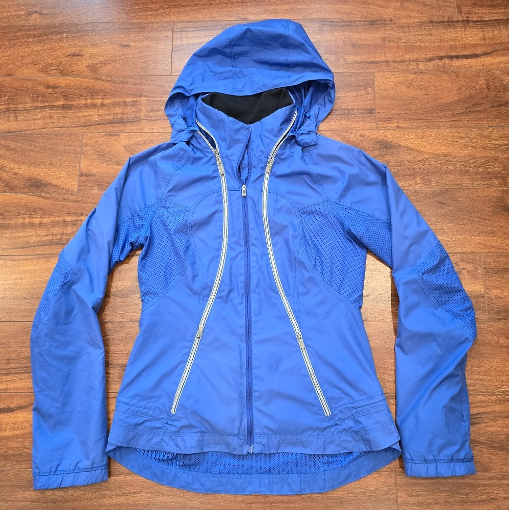 Lululemon Record Breaker Jacket Women's Size 6 Blue